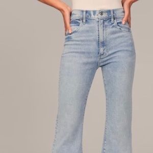 Abercrombie&Fitch Women’s Ultra High Rise Flare, size 28/6